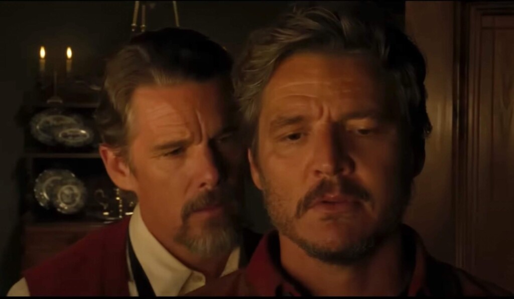 Ethan Hawke e Pedro Pascal em Estranha Forma de Vida
