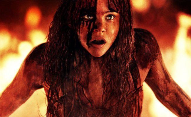 Carrie, a Estranha (2013)