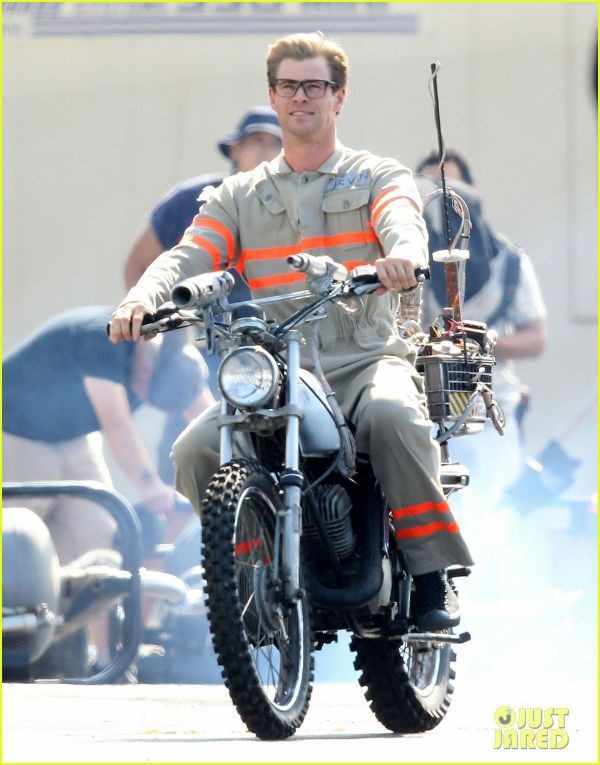 chris-hemsworth-ghostbusters