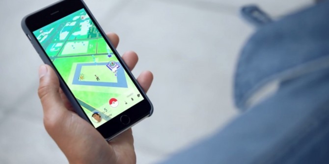 Walking-Around-in-Pokemon-GO