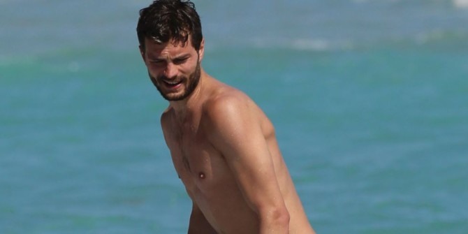Jamie Dornan nas gravações de 50 Tons Mais Escuros