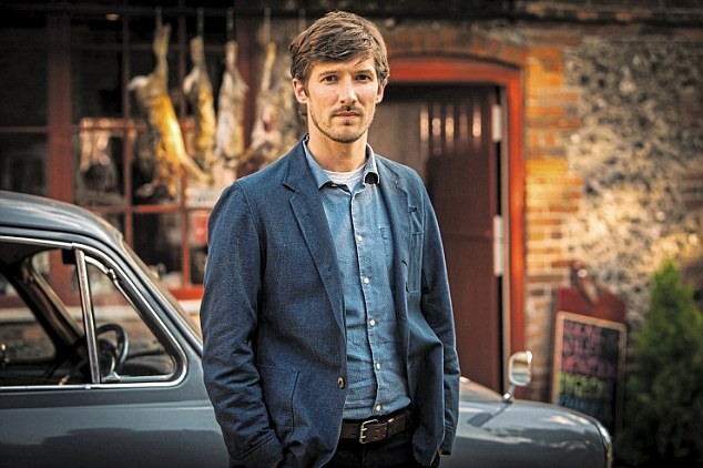 Gwilym Lee