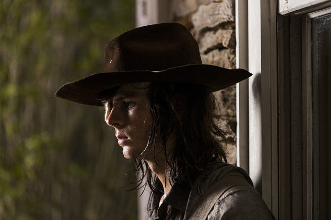 Chandler Riggs em The Walking Dead.
