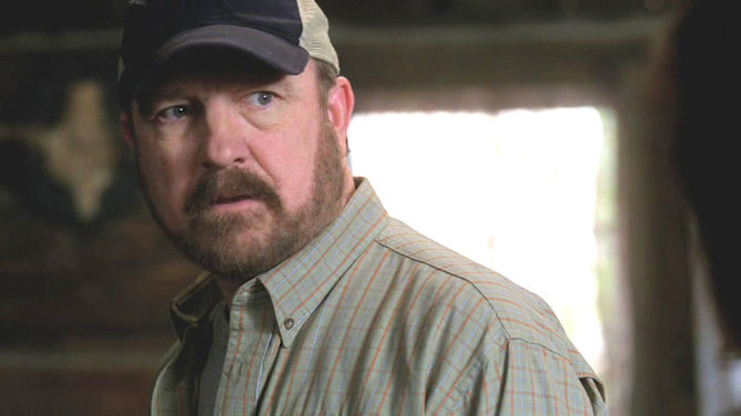 Bobby (Jim Beaver) em Supernatural.Bobby (Jim Beaver) em Supernatural.