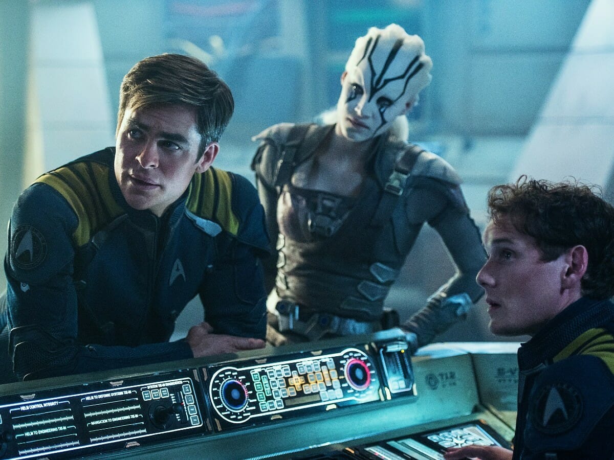 Chris Pine vive a nova versão do Capitão Kirk
