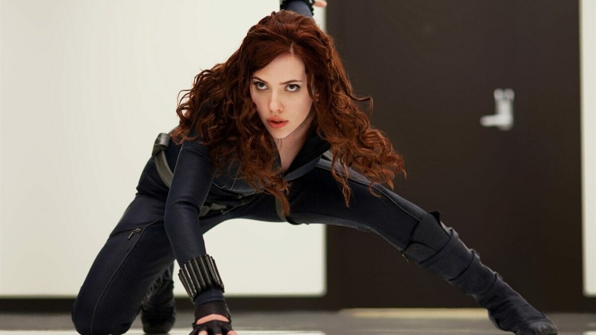 Scarlet Johansson como Viúva Negra