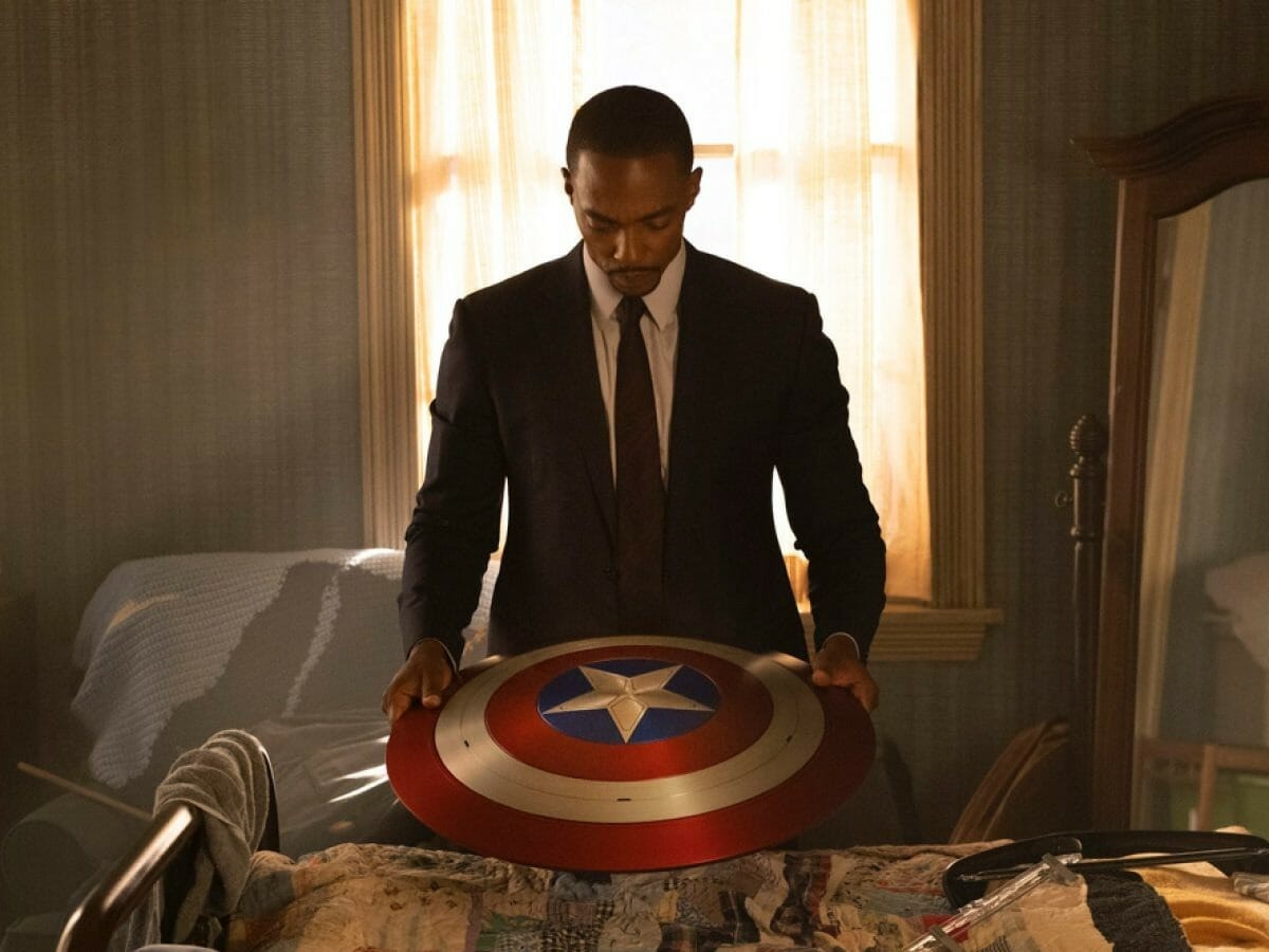 Anthony Mackie é o novo Capitão América