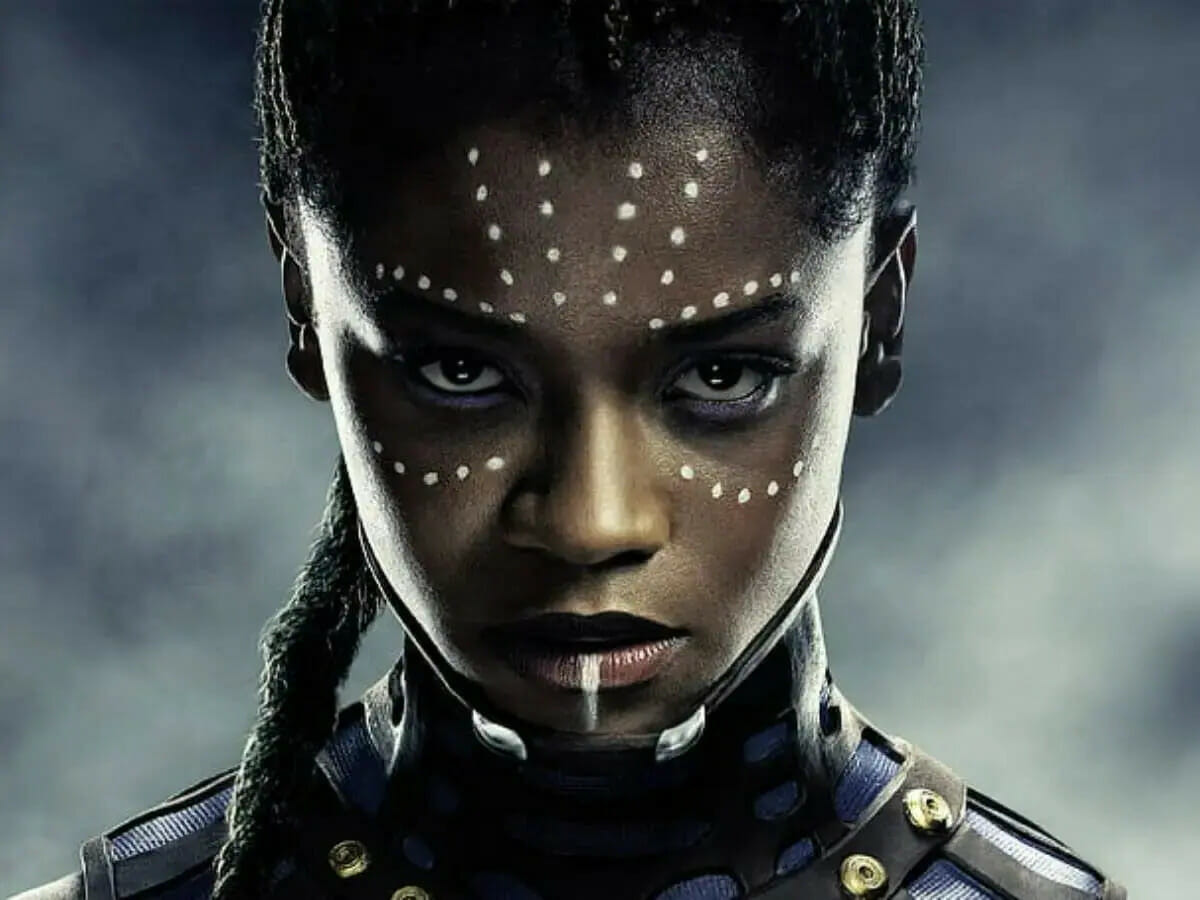 Letitia Wright como Shuri