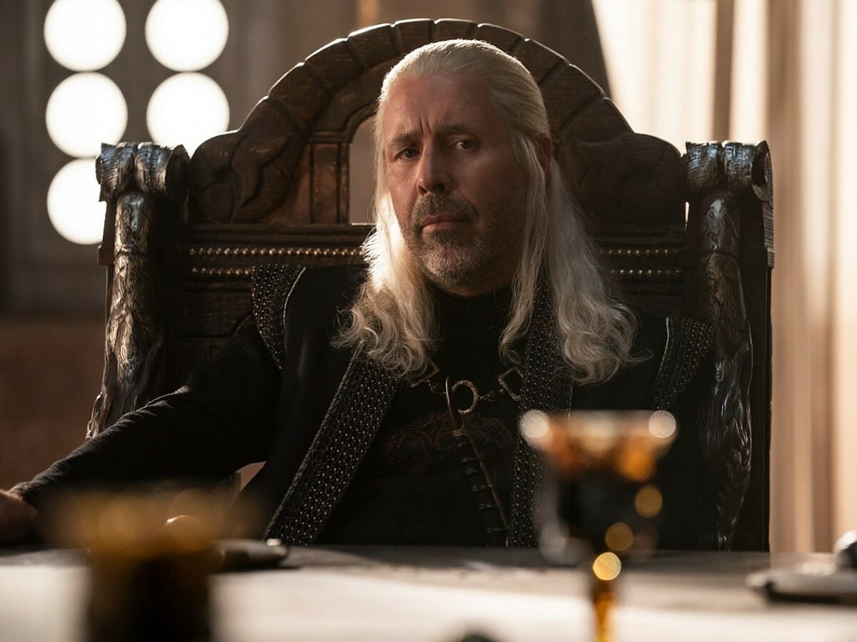 Rei Viserys I em A Casa do Dragão