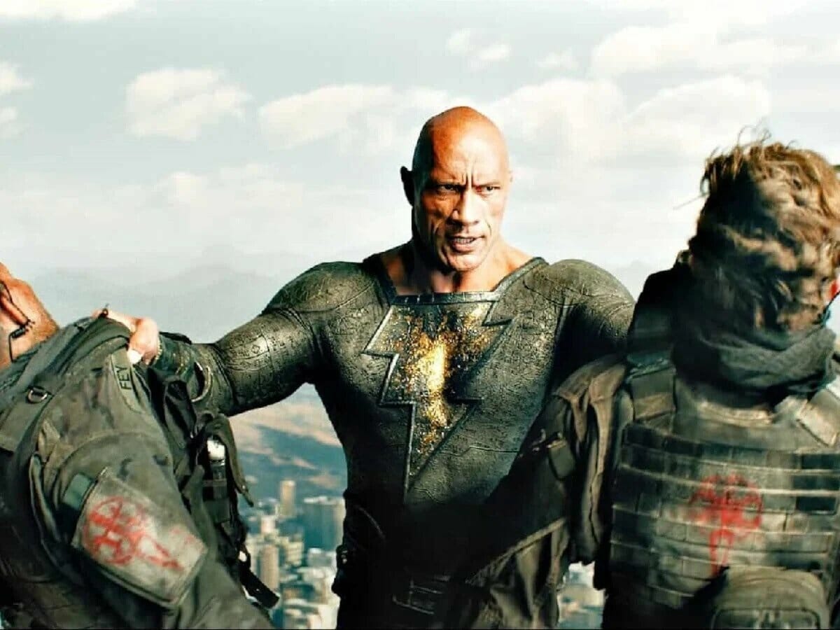 Dwayne Johnson como Adão Negro em filme da DC.
