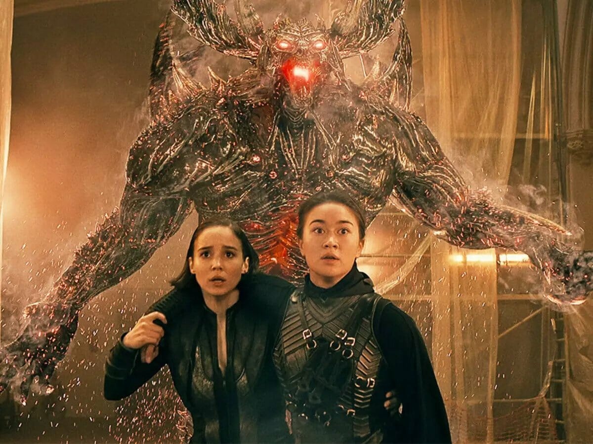 A 2ª temporada de Warrior Nun está disponível na Netflix.