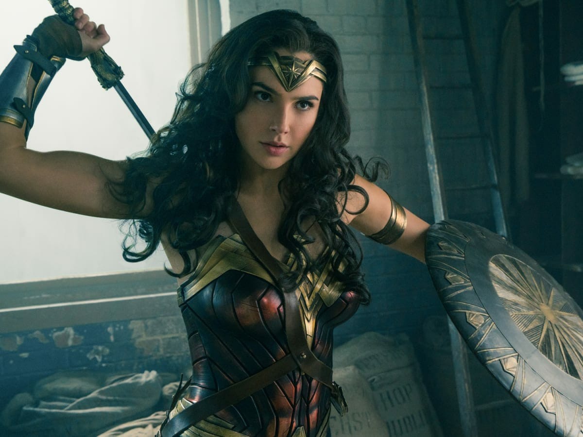 Gal Gadot vive a heroína no cinema