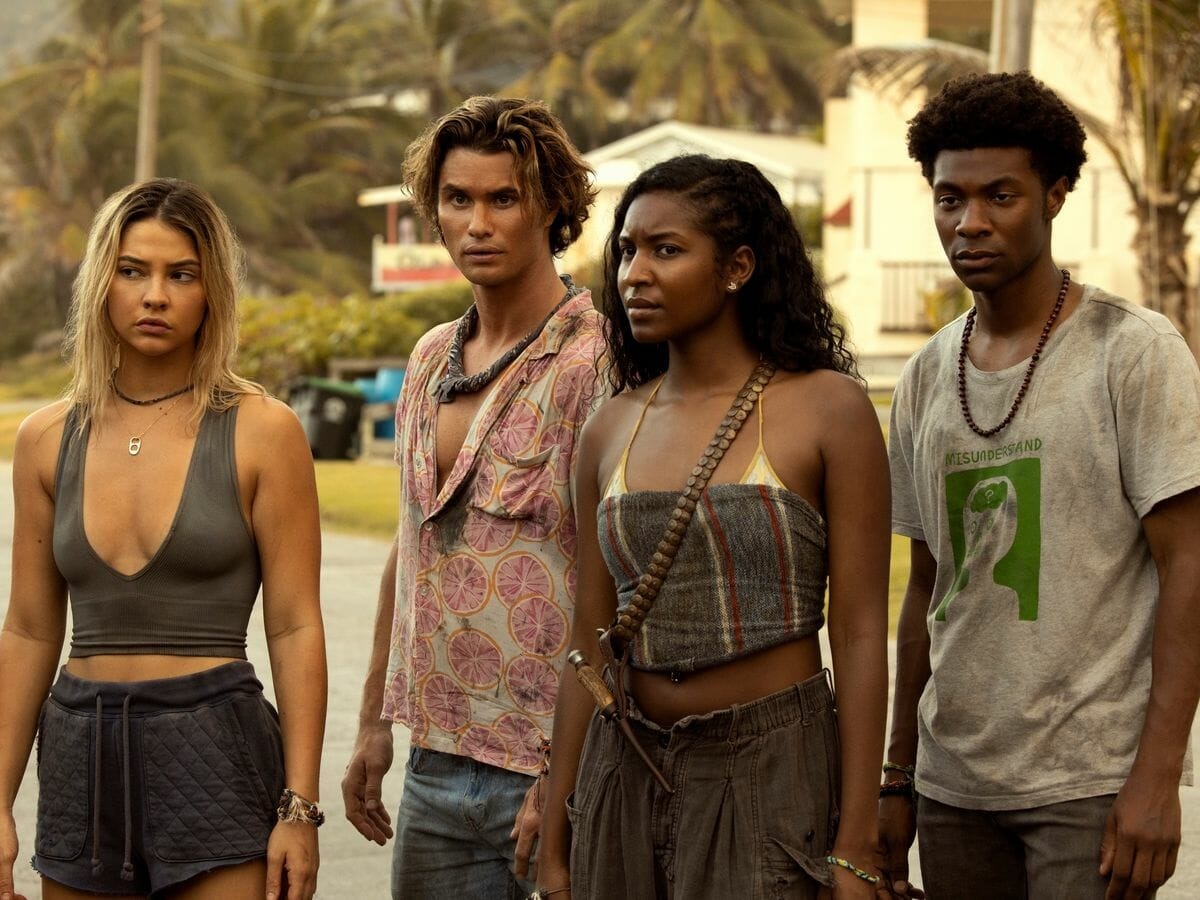 A 3ª temporada de Outer Banks está disponível na Netflix.