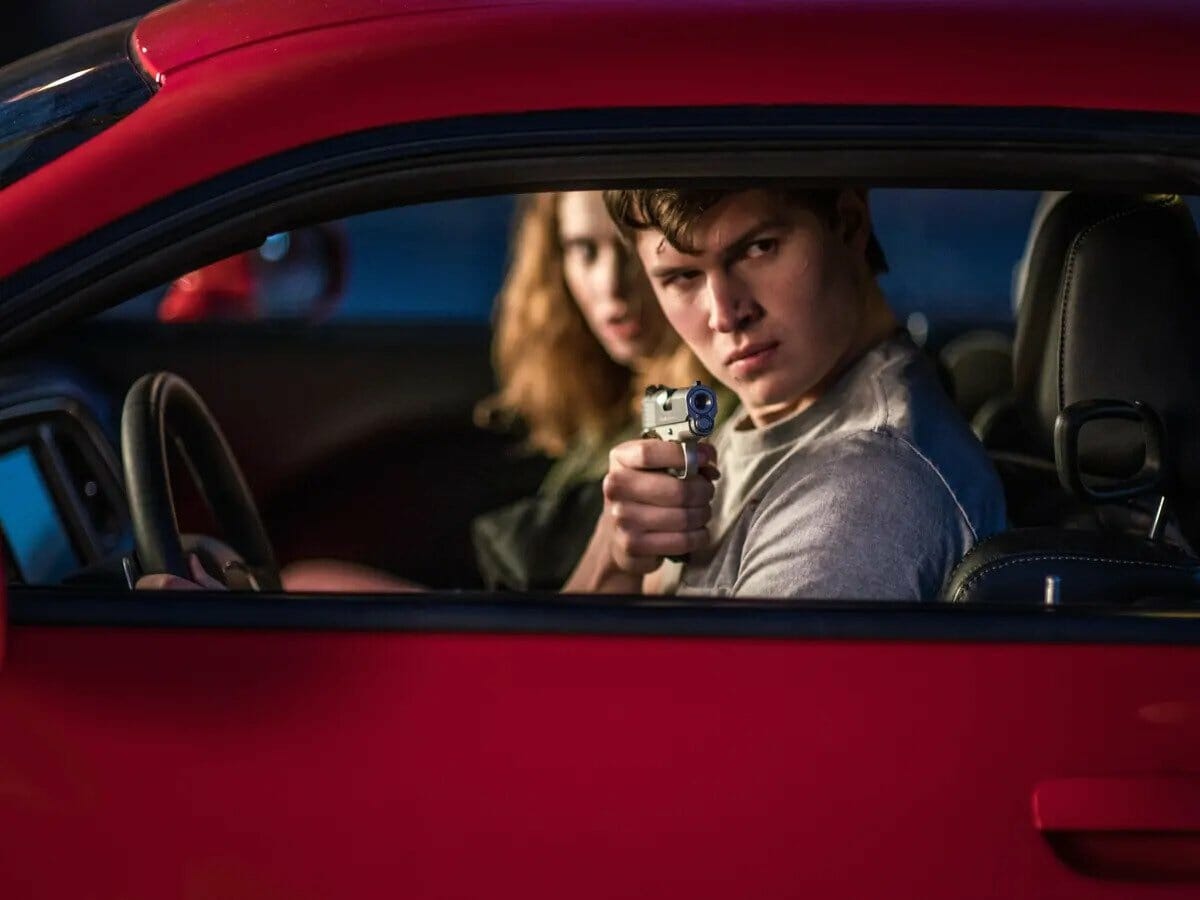Em Ritmo de Fuga está disponível na Netflix.