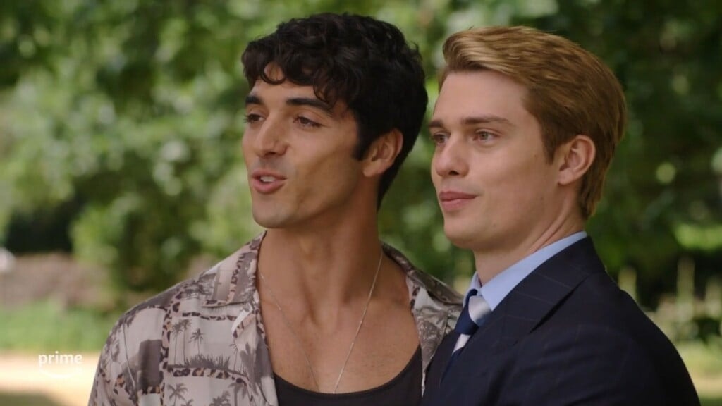Alex e Henry em Vermelho, Branco e Sangue Azul