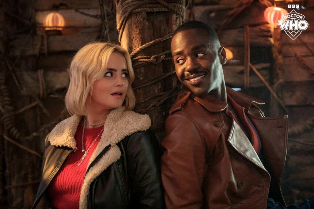 Millie Gibson e Ncuti Gatwa em Doctor Who