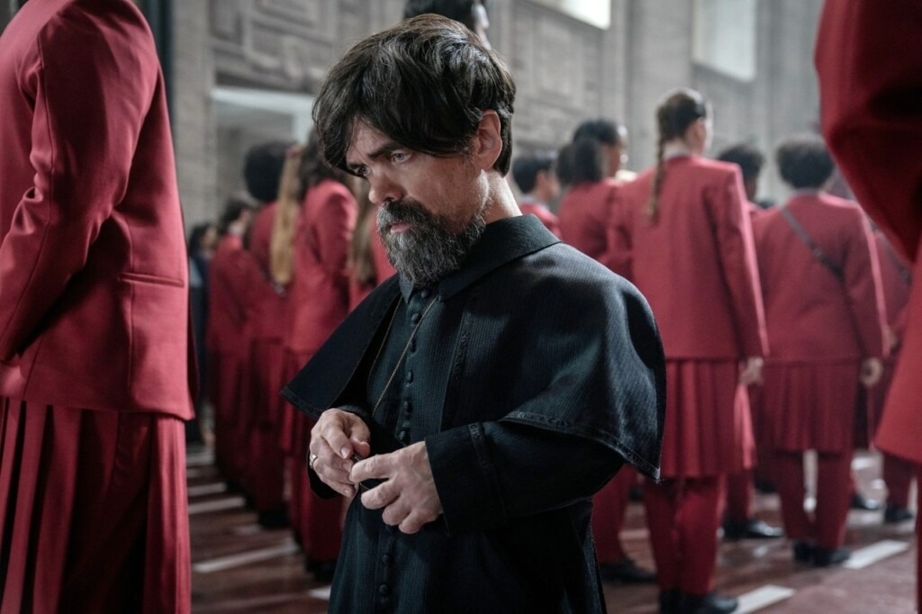 Peter Dinklage em A Cantiga dos Pássaros e das Serpentes