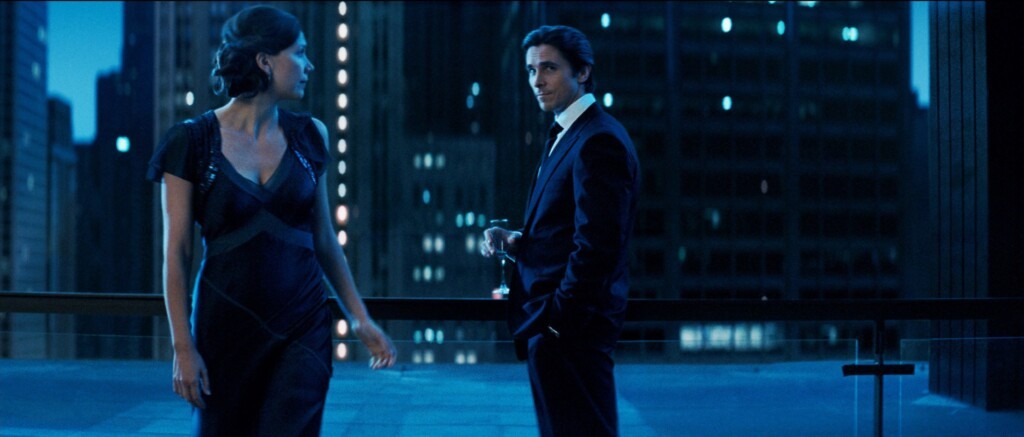 Rachel e Bruce Wayne em Batman: O Cavaleiro das Trevas