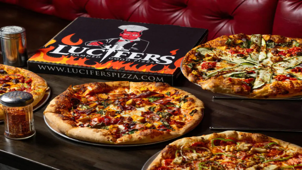 O elenco recebia pizzas especiais do restaurante Lucifer’s Pizza, com direito a massa em formato de coração