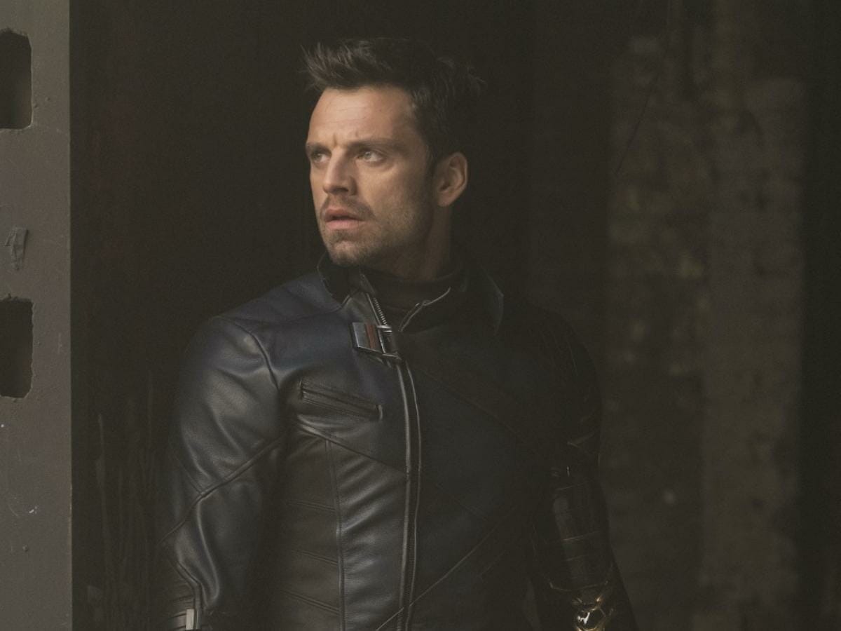 Sebastian Stan como Bucky