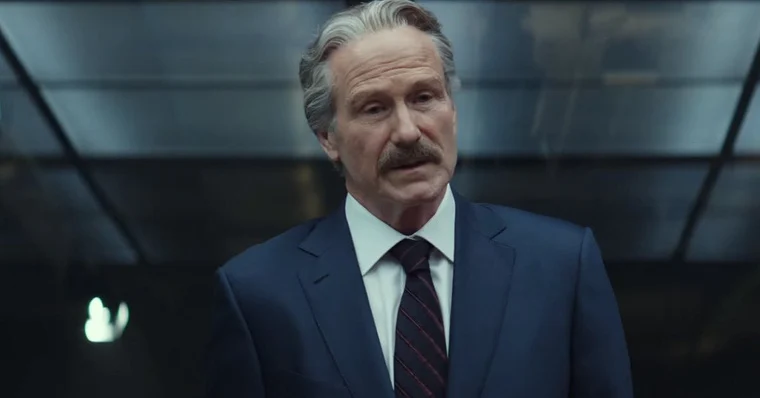 William Hurt como General Ross