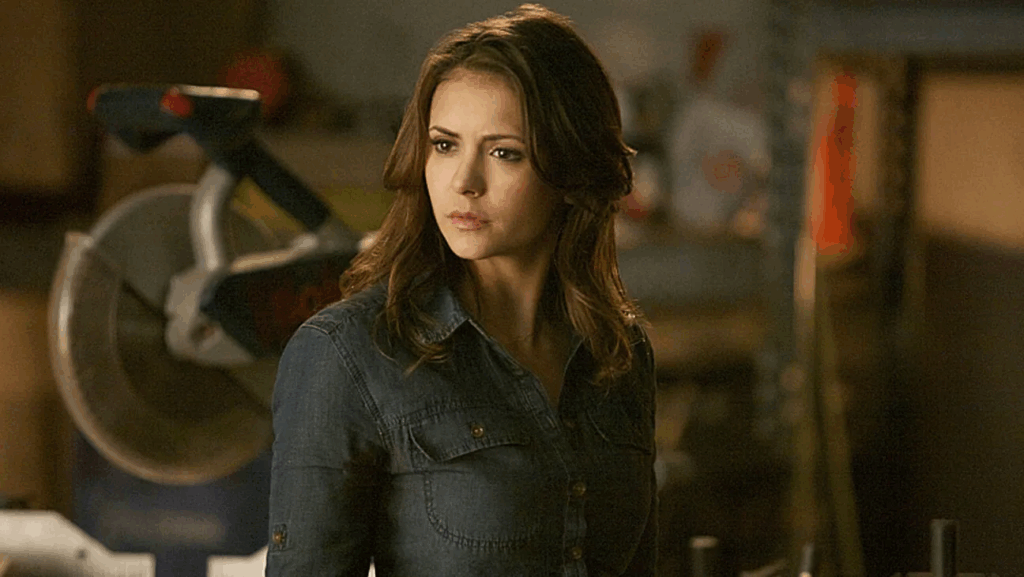Nina Dobrev se despede da personagem Elena em postagem emocionante no Instagram em 2015