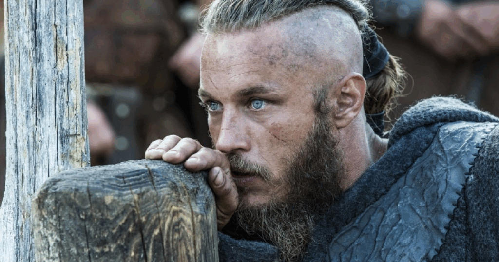 Travis Fimmel como Ragnar